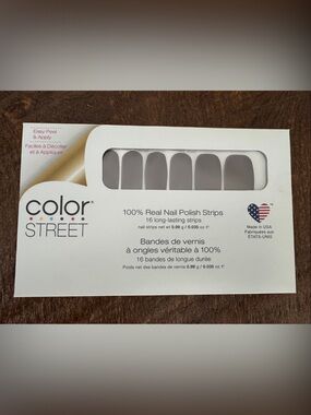 Color Street Berlin It to Win It Nail Strips
